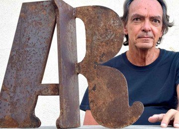 João Diniz receberá convidados, neste sábado (8/8), na abertura da mostra 'Claverb: as palavras- chave'
 -  (crédito: Divulgação)
