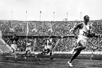 Jesse Owens: herói no mundo, invisível em casa