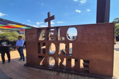Praça do Papa volta a receber o público nesta sexta-feira -  (crédito: Jair Amaral/EM/DA.Press)