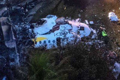 Queda do avião da Voepass em 2024 deixou 62 vítimas -  (crédito: MIGUEL SCHINCARIOL / AFP)