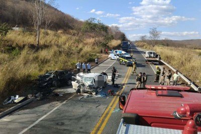 Acidente aconteceu no km 304 da BR-251 -  (crédito: CBMMB)