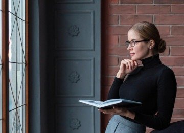 Fico feliz quando vejo que a leitura não está sendo deixada de lado. Porque no fim, é ela que sustenta pensamento crítico, escrita, visão de mundo e decisões melhores -  (crédito: magnific.com)
