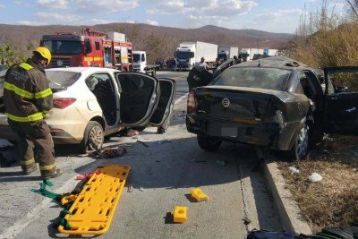 Acidente aconteceu no km 304 da BR-251, em Salinas, no Norte de Minas -  (crédito: CBMMG)
