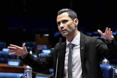 Cleitinho (Republicanos) aposta nas redes sociais e luta para ser o candidato da direita ao Palácio da Liberdade
 -  (crédito: Carlos Moura/divulgação)