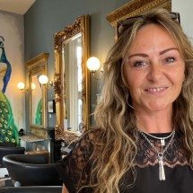 'O que os meus professores consideravam defeitos foi o que me levou para prosperar na vida' - BBC