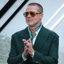 Brad Pitt volta a beber após anos de sobriedade e explica motivo - HENRY NICHOLLS / AFP