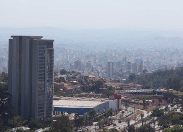 Vista de Belo Horizonte a partir do Vila da Serra em Nova Lima -  (crédito: Edésio Ferreira/EM/D.A. Press)