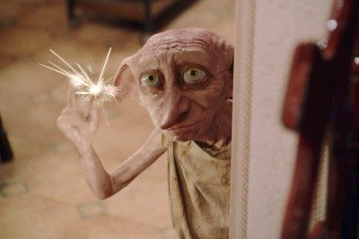 Elfo Dobby se tornou fiel a Harry Potter depois que o bruxo o libertou da escravid&atilde;o -  (crédito: Warner Bros. Pictures/Divulga&ccedil;&atilde;o)