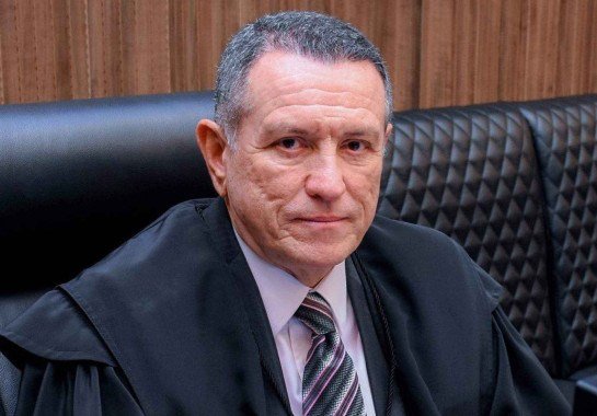 UMA ANÁLISE DA JUSTIÇA E DO JUDICIÁRIO