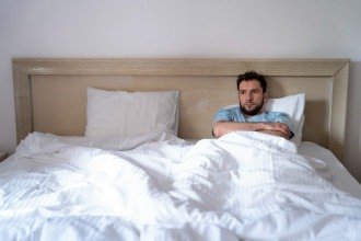 4 dúvidas sobre a relação do sono e a vida sexual dos homens