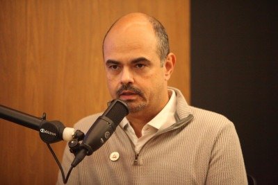 Atual governador de Minas Gerais foi criticado por policiais após fala sobre excedentes -  (crédito: Edesio Ferreira/EM/D.A.Press)