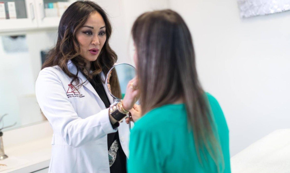 Solteiros apostam em skincare para cuidar da autoestima - (crédito: DINO)