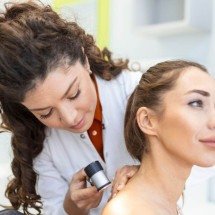 10 dermatologistas em Goiânia para cuidar da pele e prevenir doenças - magnific