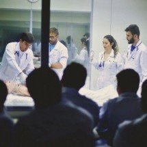Número de médicos cresce no Brasil, mas distribuição segue desigual - Divulgação FAMINAS