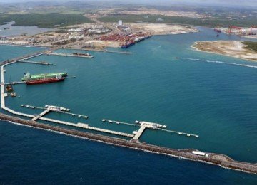 Vista do porto de Suape, em Pernambuco
 -  (crédito: Daniela Nader/Divulgação/Reprodução/Site do PT)