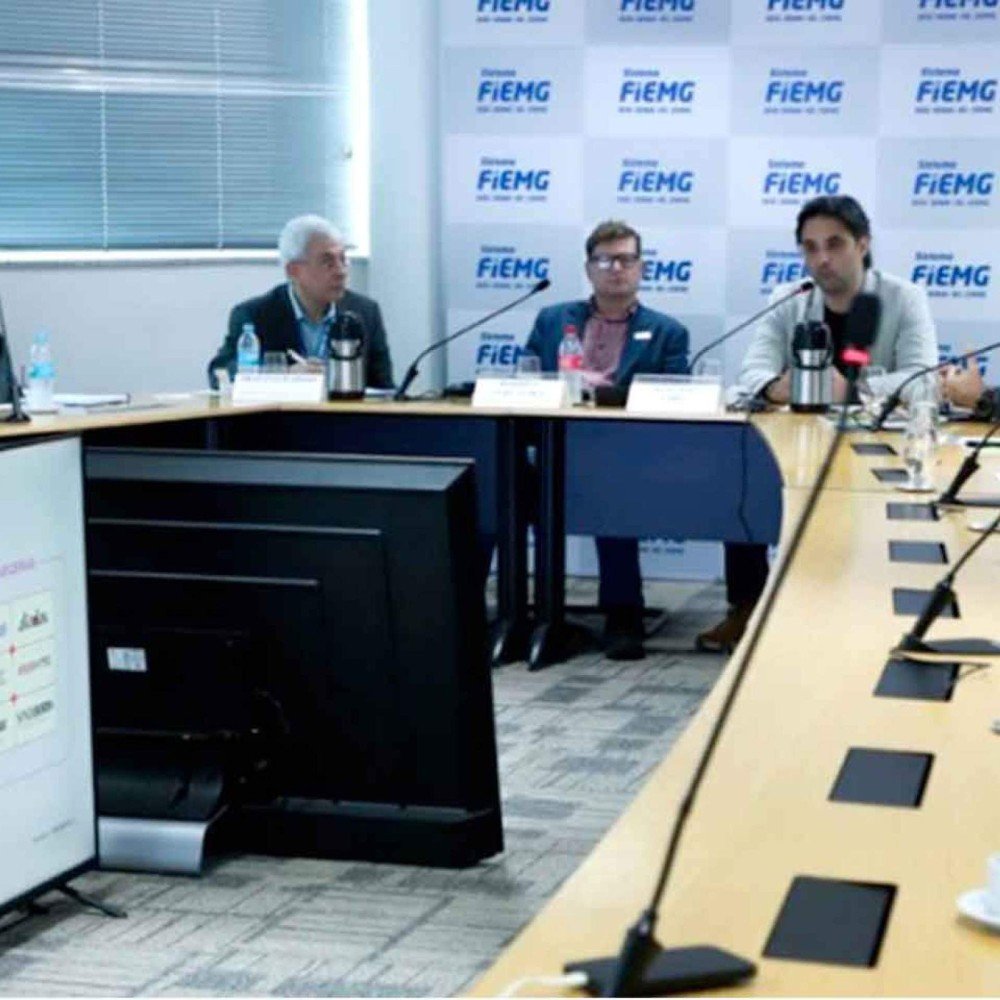 O Sinapro-MG realizou o pr&eacute;-lan&ccedil;amento do Pr&ecirc;mio Minas de Comunica&ccedil;&atilde;o, na sede da FIEMG
