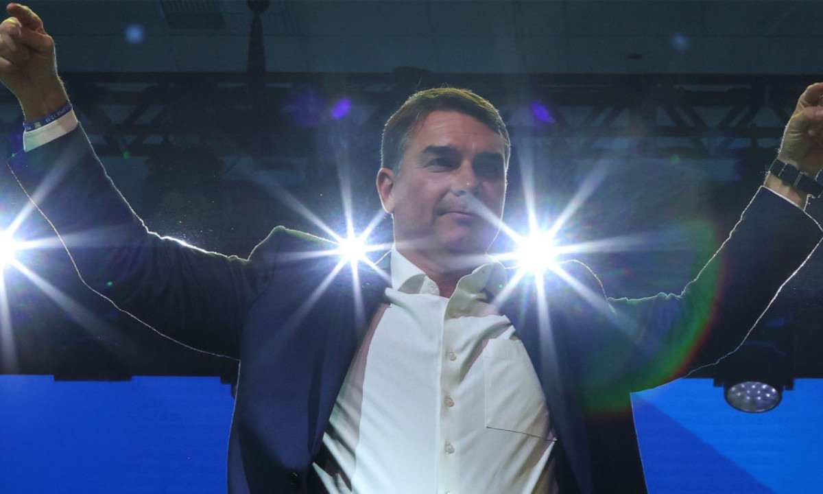 Direita vê cansaço com bolsonarismo, mas entorno de Flávio ironiza: ‘Vão querer foto’ - (crédito: Foto: Beto Barata/PL.)