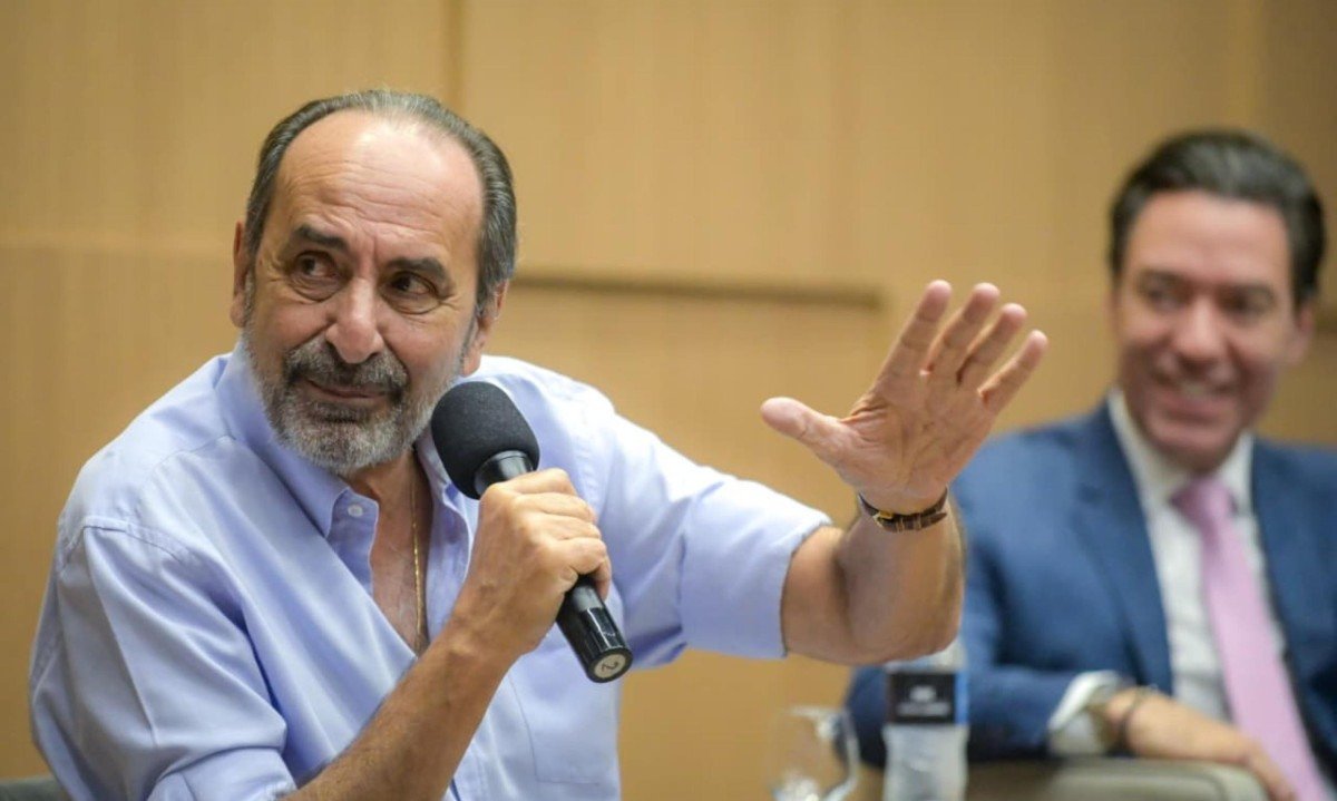 Pré-candidato ao governo de Minas Gerais, Alexandre Kalil (PDT), em sabatina promovida pela Faculdade de Direito Milton Campos - (crédito: Leandro Couri/EM/D.A. Press)