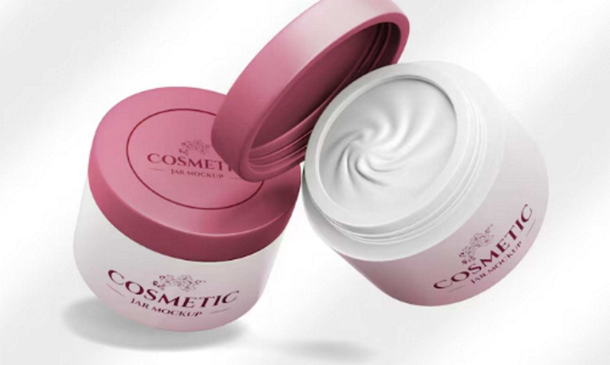 ao adquirir cosméticos importados, a recomendação é verificar a identificação do fabricante e do responsável pelo produto, sua procedência e a situação de regularização no Brasil - (crédito: Magnific)