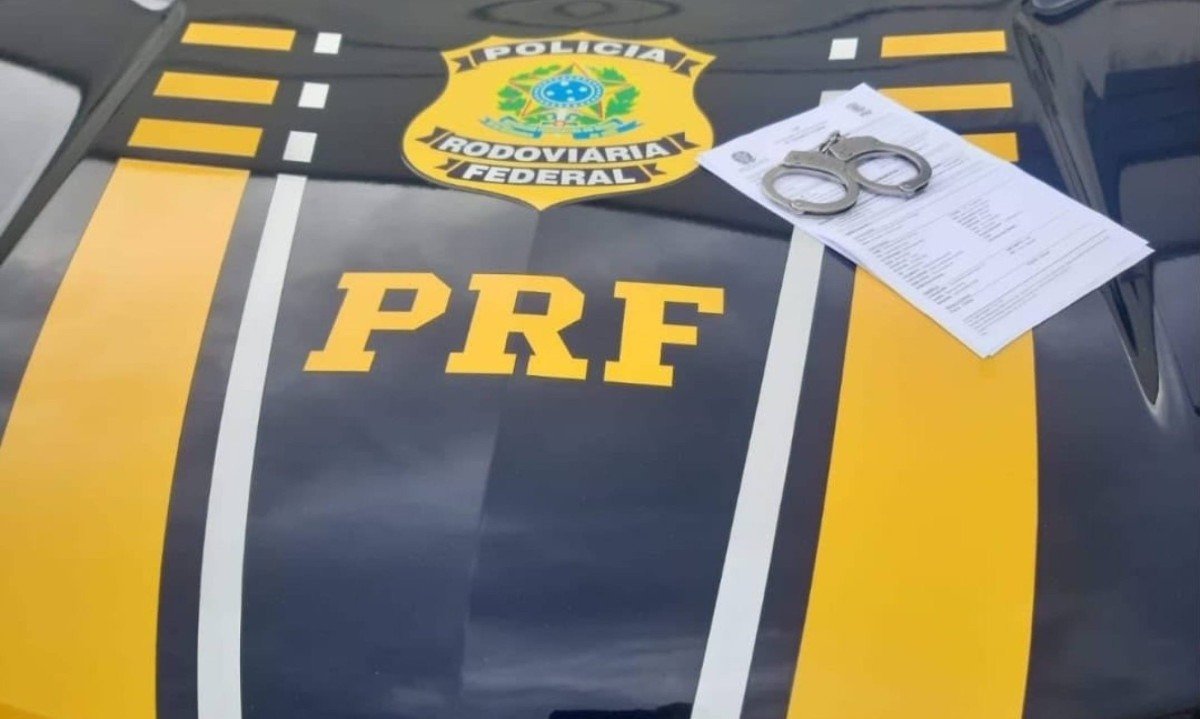 PRF realizou prisão durante fiscalização de rotina - (crédito: PRF/Divulgação)