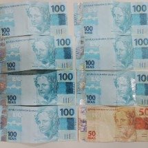 Casal é preso com notas falsas no interior de MG - PF/Reprodução