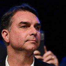 Plano de Flávio prevê jornada flexível e não cita fim de escala 6x1 - Evaristo Sá/AFP