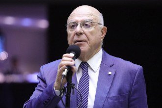 ‘Também podemos endurecer’, diz relator da Lei da Reciprocidade sobre reação aos EUA