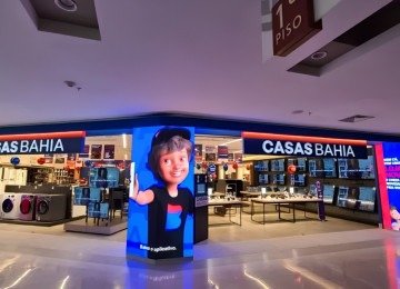 Casas Bahia em processo de reestrutura&ccedil;&atilde;o: o fechamento de quase 300 lojas otimiza a opera&ccedil;&atilde;o e aposta no digital -  (crédito: Dino)