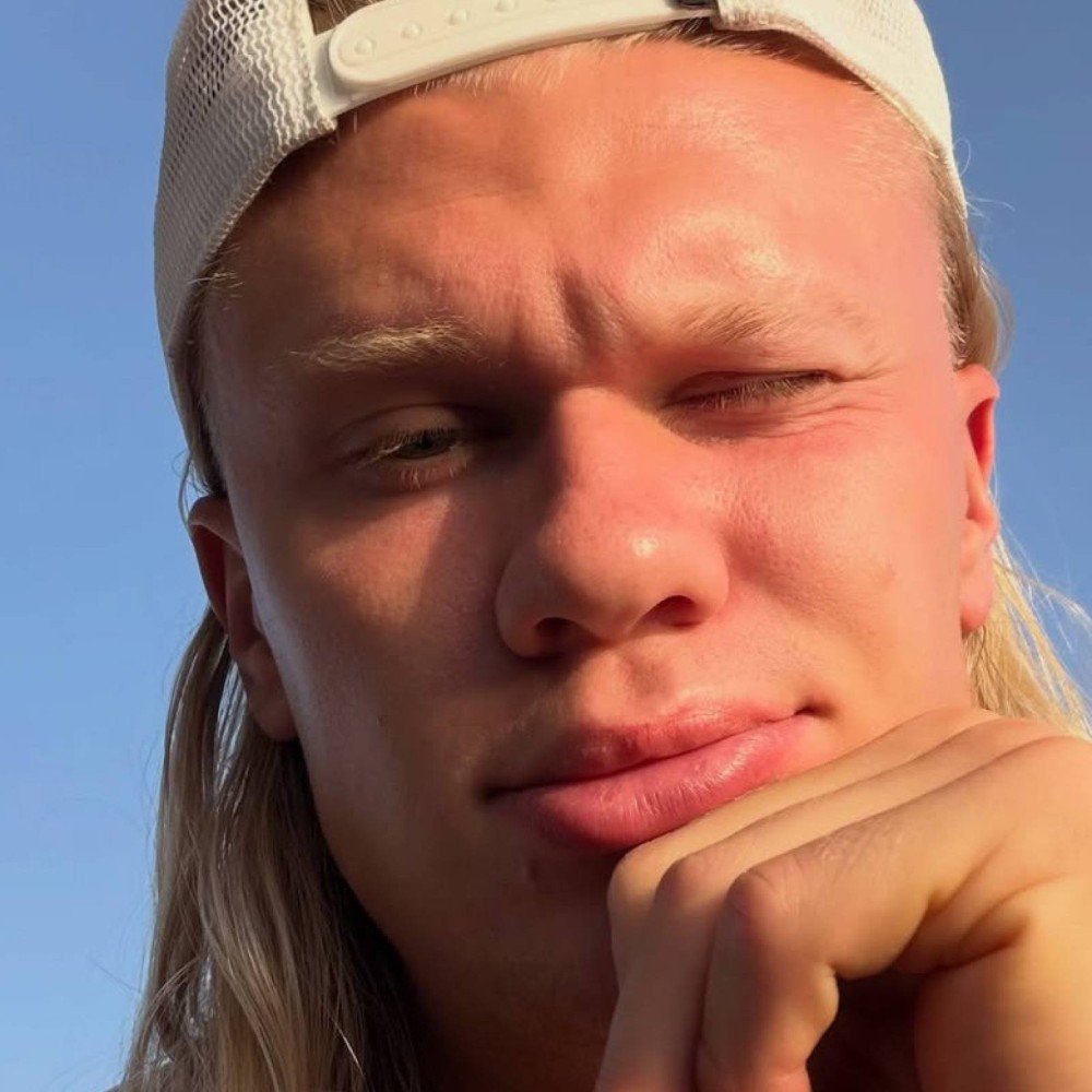Haaland curte férias na Itália após Copa e desfalca comemorações da Noruega
