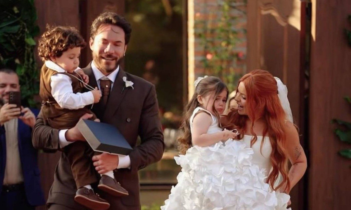 Eliezer e Viih Tube se casaram em cerimônia com participação dos filhos, Ravi e Lua - (crédito: Reprodução / Instagram)