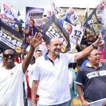 Kalil dá largada à campanha ao governo no Aglomerado da Serra - Gladyston Rodrigues/EM/D.A. Press