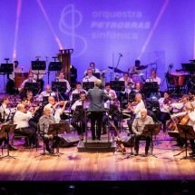 MPB4 e Orquestra Petrobras Sinfônica lançam disco com grandes sucessos - Daniel Ebendinger/Divulgação