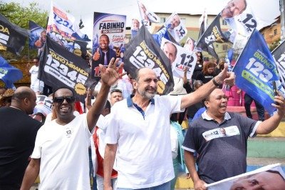 Kalil foi o primeiro candidato ao governo de Minas a ir às ruas neste ano -  (crédito: Gladyston Rodrigues/EM/D.A. Press)