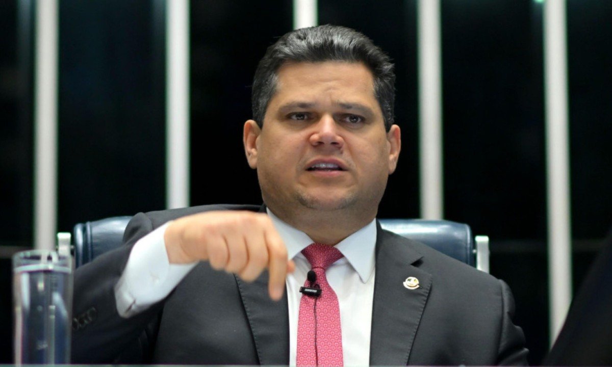 Tem uma conta a caminho: o que mais Alcolumbre quer de Lula - (crédito: Foto: Ton Molina/Agência Senado)