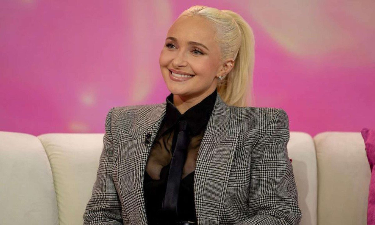 Hayden Panettiere como a líder de torcida Claire Bennet em <em>Heroes</em>, em 2006 - (crédito: NBC Universal via Getty Images)