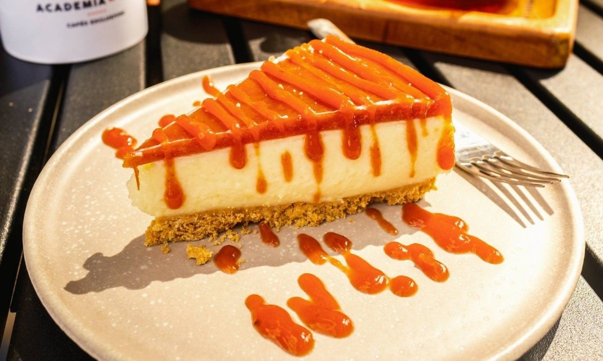 A torta de goiabada com queijo &eacute; um dos destaques da parte doce do novo card&aacute;pio