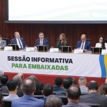 Nunes Marques diz a embaixadores que "urna eletrônica é referência" - Leobark Rodrigues/TSE