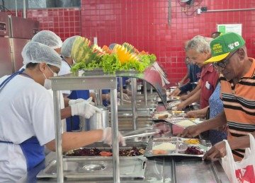 O atendimento no Restaurante Popular Maria Regina Nabuco, em Venda Nova, voltou ao normal nessa segunda-feira (17/8) -  (crédito: Jair Amaral/EM/D.A. Press)