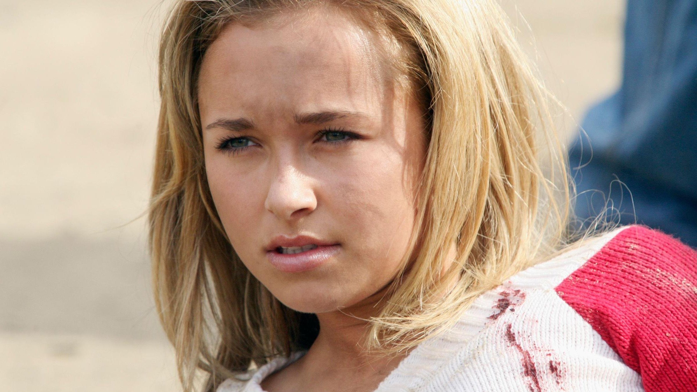 Hayden Panettiere em registro que remete a um de seus pap&eacute;is mais marcantes na s&eacute;rie Heroes -  (crédito: NBC Universal via Getty Images)