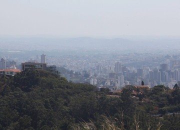 Vista de Belo Horizonte a partir do Vila da Serra, em Nova Lima -  (crédito: Edésio Ferreira/EM/D.A.Press)