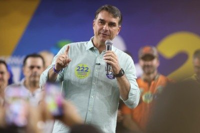 Senador e candidato à Presidência da República Flávio Bolsonaro (PL) em agenda em Belo Horizonte -  (crédito: Marcos Vieira/EM/D.A. Press)