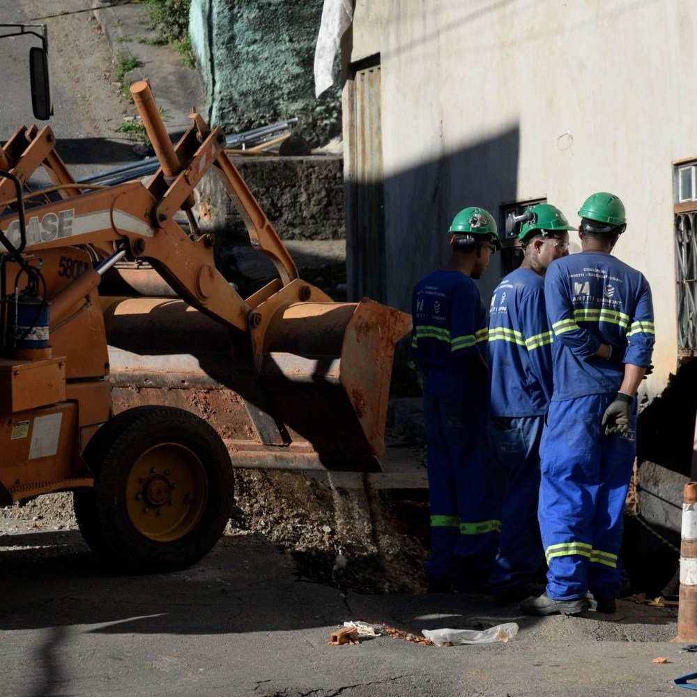 Copasa afirma que desabastecimentos são pontuais após reparo em adutora