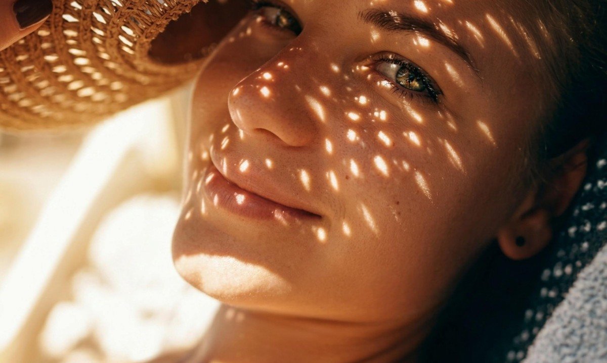 Verão europeu: como adaptar a rotina de skincare - (crédito: DINO)