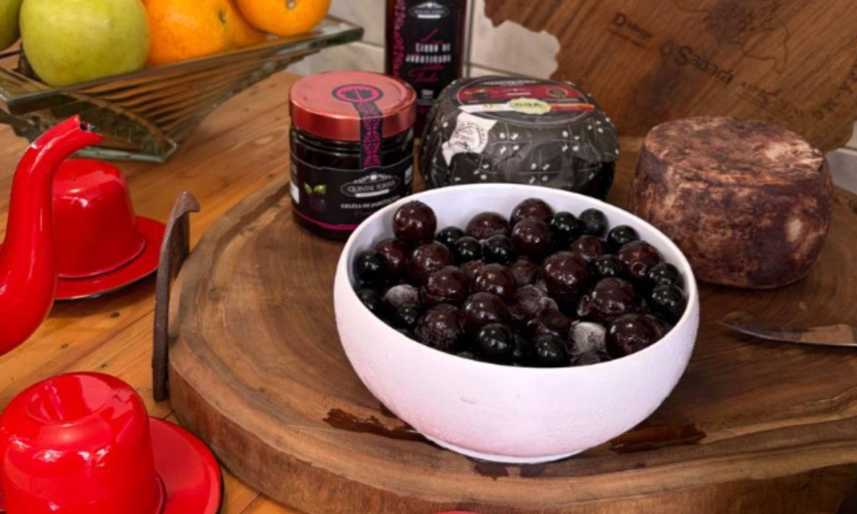 Projeto é da família Torres, que há cinco gerações mantém a produção artesanal de derivados da fruta - (crédito: Divulgação)