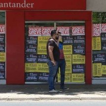 Bancários anunciam paralisação de 24h nesta quinta-feira (20/8) - Elza Fiúza/Agência Brasil