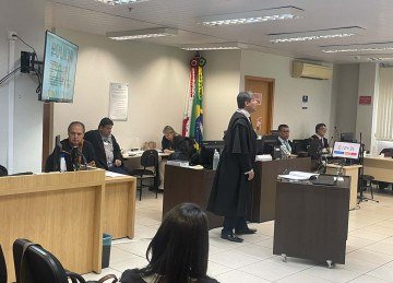 Ao fim da sessão, caberá aos jurados decidir sobre a responsabilidade penal do acusado -  (crédito: Reprodução/TJMG)