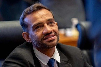 Aposta do PSOL chama Flávio de ‘charlatão’ e critica aproximação de Lula com Centrão -  (crédito: Foto: Andressa Anholete/CLDF)