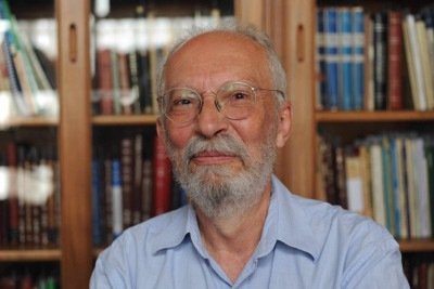 Jacyntho Lins Brand&atilde;o &eacute; professor aposentado de L&iacute;ngua e Literatura Grega na UFMG, ocupante da cadeira 25 da Academia Mineira de Letras e atual presidente da institui&ccedil;&atilde;o -  (crédito: Leandro Couri/EM/D.A.Press.)