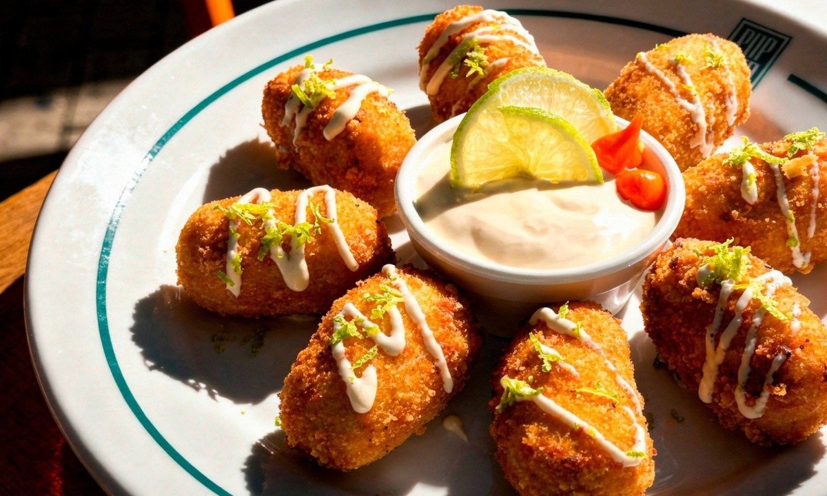 Croquete de porco com molho de limão é a porção que será servida no Pop Kid durante o Viradão Gastronômico - (crédito: Alisson Braga/Divulgação )