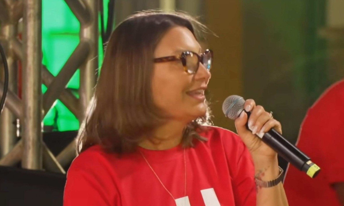 Janja homenageia Milton Nascimento e Lô Borges em comício de Lula na Praça da Estação, em BH, e destaca a importância do Clube da Esquina. - (crédito: Lula/Youtube)